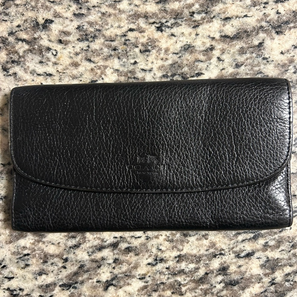 Coach Black Pebbled Leather Checkbook Wallet EUC
